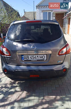 Внедорожник / Кроссовер Nissan Qashqai+2 2013 в 