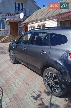 Внедорожник / Кроссовер Nissan Qashqai+2 2013 в 