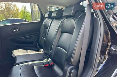 Внедорожник / Кроссовер Nissan Qashqai+2 2011 в 