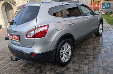 Внедорожник / Кроссовер Nissan Qashqai+2 2011 в 