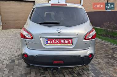 Внедорожник / Кроссовер Nissan Qashqai+2 2011 в 