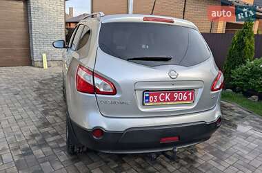 Внедорожник / Кроссовер Nissan Qashqai+2 2011 в 