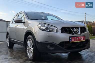 Внедорожник / Кроссовер Nissan Qashqai+2 2011 в 