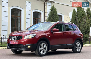 Внедорожник / Кроссовер Nissan Qashqai+2 2011 в Радивилове