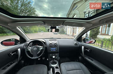 Позашляховик / Кросовер Nissan Qashqai+2 2011 в 