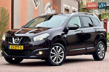 Внедорожник / Кроссовер Nissan Qashqai+2 2012 в 