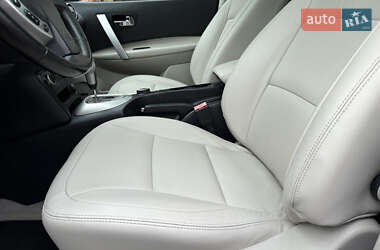 Внедорожник / Кроссовер Nissan Qashqai+2 2012 в 