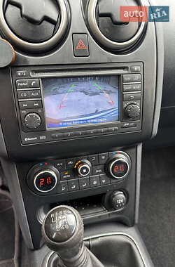 Позашляховик / Кросовер Nissan Qashqai+2 2013 в 