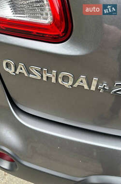Позашляховик / Кросовер Nissan Qashqai+2 2013 в 