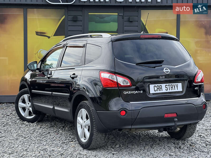 Позашляховик / Кросовер Nissan Qashqai+2 2010 в Стрию