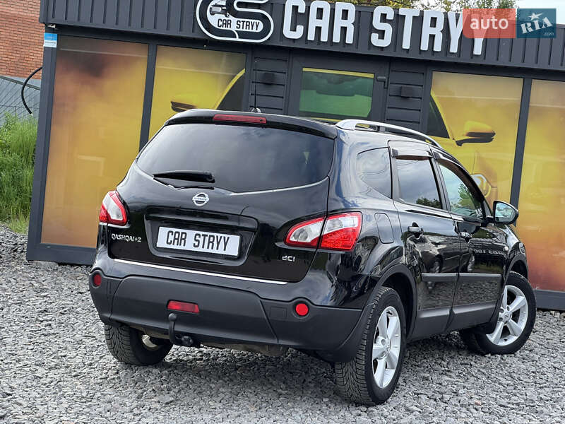 Позашляховик / Кросовер Nissan Qashqai+2 2010 в Стрию