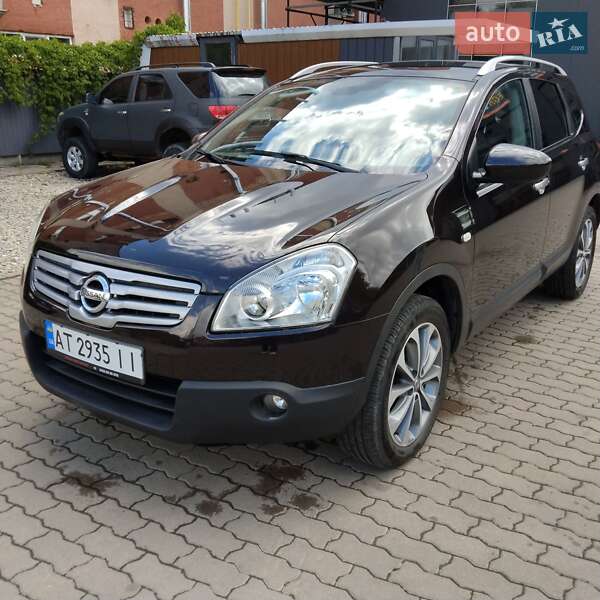 Nissan Qashqai+2 2009