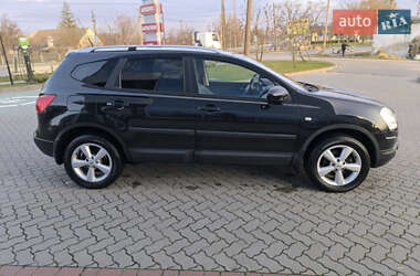 Внедорожник / Кроссовер Nissan Qashqai+2 2009 в 