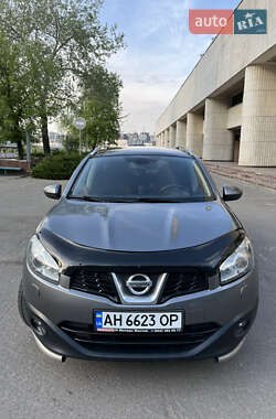 Внедорожник / Кроссовер Nissan Qashqai+2 2013 в 