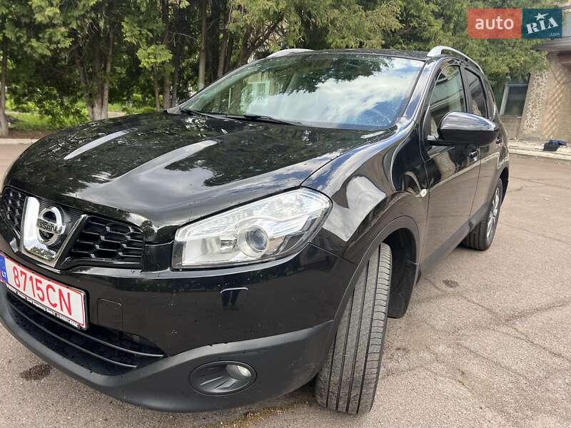 Внедорожник / Кроссовер Nissan Qashqai+2 2012 в Нежине