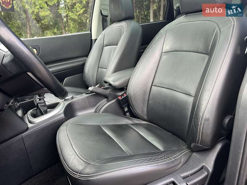 Внедорожник / Кроссовер Nissan Qashqai+2 2012 в Нежине