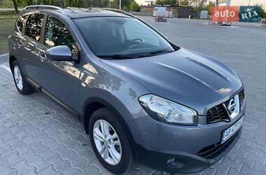 Внедорожник / Кроссовер Nissan Qashqai+2 2010 в 
