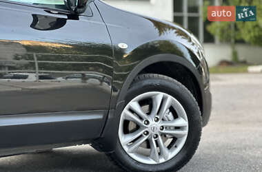 Позашляховик / Кросовер Nissan Qashqai+2 2011 в 