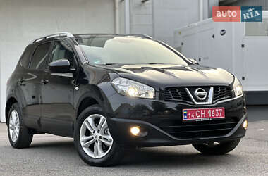 Позашляховик / Кросовер Nissan Qashqai+2 2011 в 