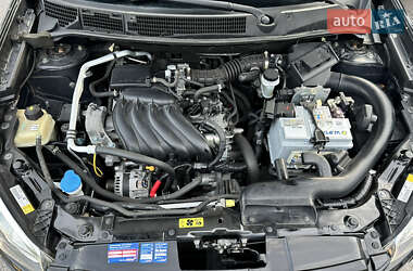 Позашляховик / Кросовер Nissan Qashqai+2 2011 в 