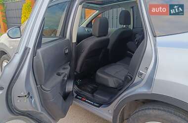 Внедорожник / Кроссовер Nissan Qashqai+2 2011 в 