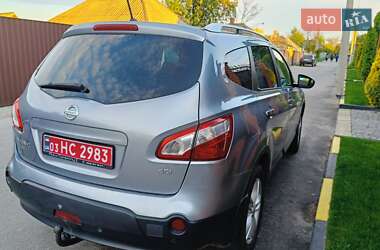 Внедорожник / Кроссовер Nissan Qashqai+2 2011 в 