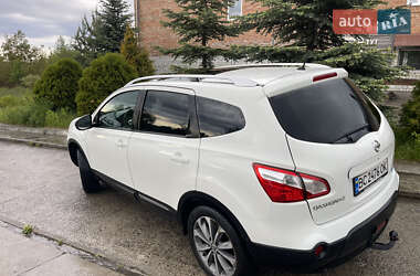 Внедорожник / Кроссовер Nissan Qashqai+2 2010 в 