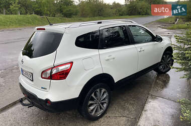 Внедорожник / Кроссовер Nissan Qashqai+2 2010 в 