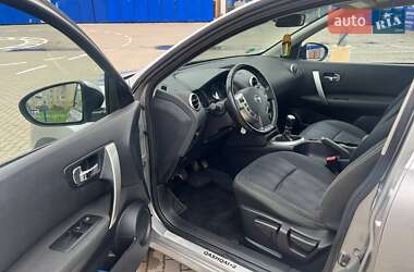 Позашляховик / Кросовер Nissan Qashqai+2 2011 в 