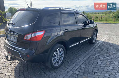 Позашляховик / Кросовер Nissan Qashqai+2 2010 в 