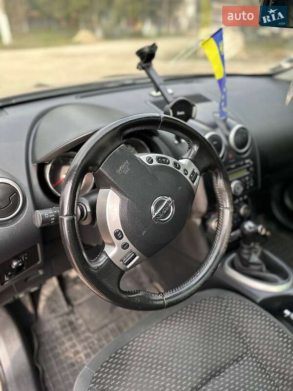 Внедорожник / Кроссовер Nissan Qashqai+2 2009 в Тернополе