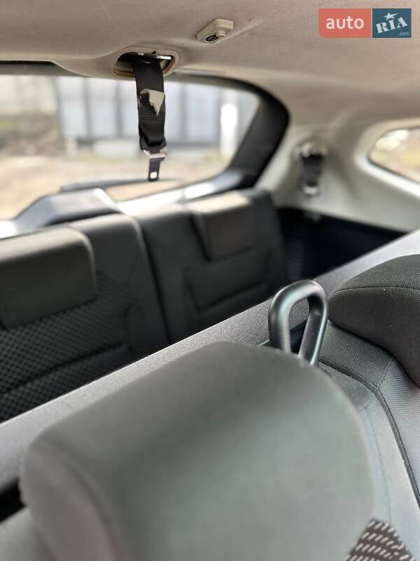 Внедорожник / Кроссовер Nissan Qashqai+2 2009 в Тернополе