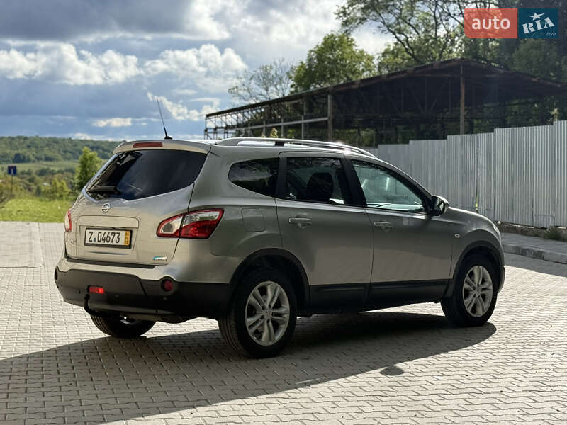 Внедорожник / Кроссовер Nissan Qashqai+2 2011 в Тернополе