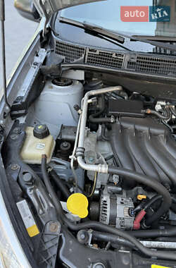 Позашляховик / Кросовер Nissan Qashqai+2 2011 в 