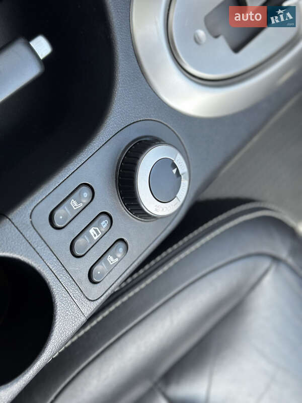 Позашляховик / Кросовер Nissan Qashqai+2 2010 в Києві