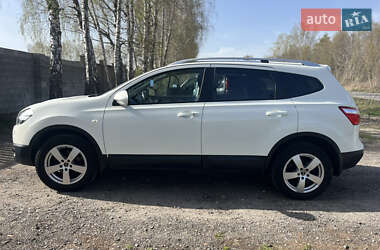 Внедорожник / Кроссовер Nissan Qashqai+2 2010 в 