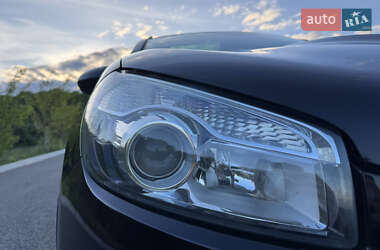 Внедорожник / Кроссовер Nissan Qashqai+2 2011 в 