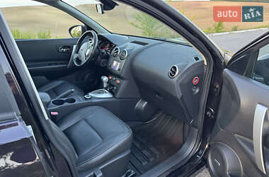 Внедорожник / Кроссовер Nissan Qashqai+2 2011 в 