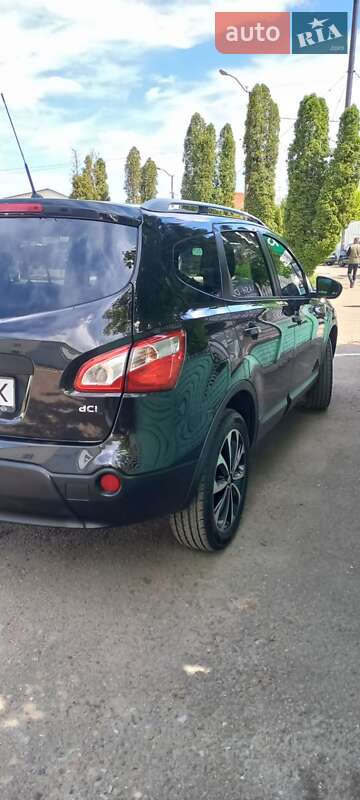 Внедорожник / Кроссовер Nissan Qashqai+2 2011 в Дубно