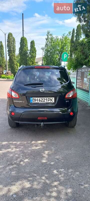 Внедорожник / Кроссовер Nissan Qashqai+2 2011 в Дубно
