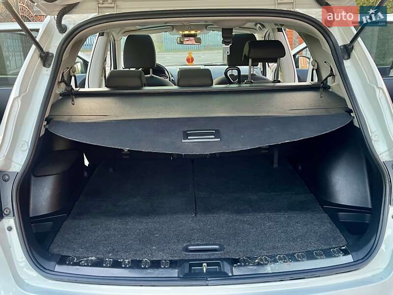 Позашляховик / Кросовер Nissan Qashqai+2 2012 в Володимирці