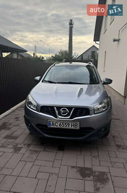 Внедорожник / Кроссовер Nissan Qashqai+2 2010 в Нововолынске