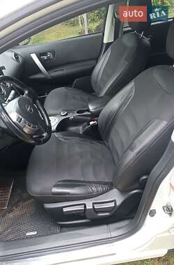 Внедорожник / Кроссовер Nissan Qashqai+2 2012 в 