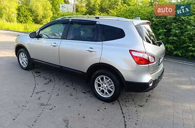 Позашляховик / Кросовер Nissan Qashqai+2 2010 в 