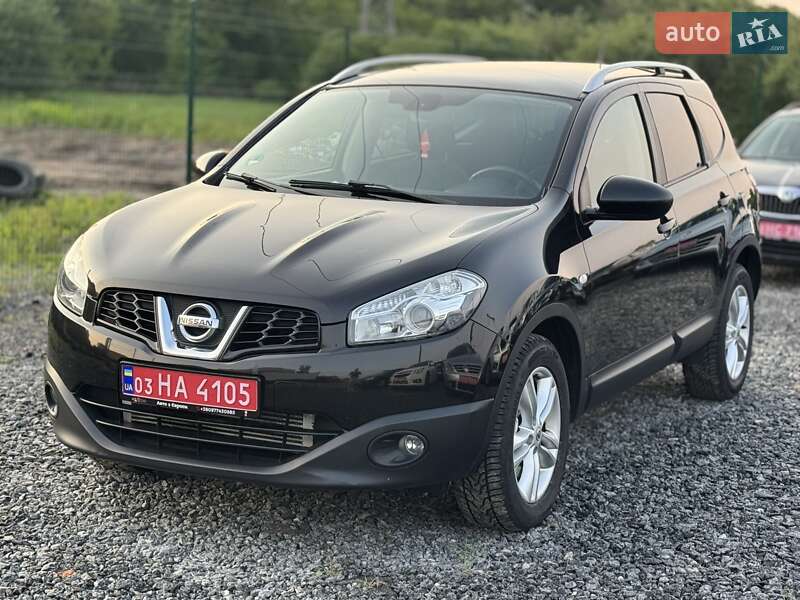 Nissan Qashqai+2 2010