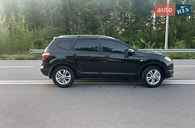 Позашляховик / Кросовер Nissan Qashqai+2 2011 в 