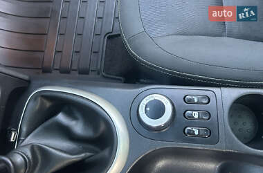 Позашляховик / Кросовер Nissan Qashqai+2 2011 в 
