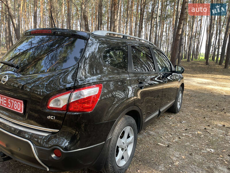 Позашляховик / Кросовер Nissan Qashqai+2 2013 в Харкові