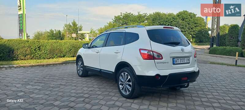 Внедорожник / Кроссовер Nissan Qashqai+2 2012 в Снятине