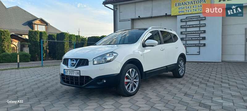 Внедорожник / Кроссовер Nissan Qashqai+2 2012 в Снятине